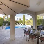 Villa Irina Polis